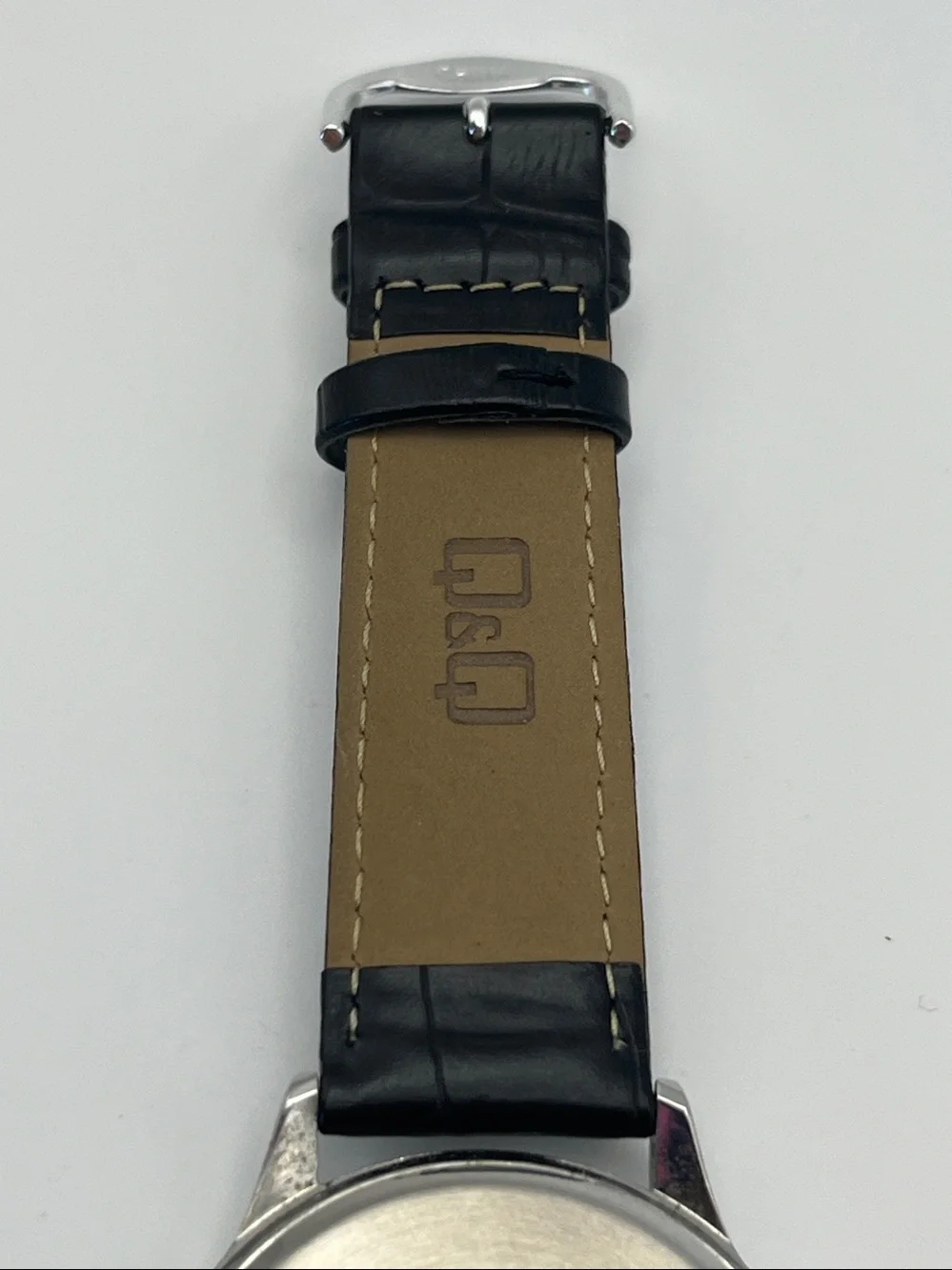 Q&Q Classic White Dial Black Leather Strap Watch